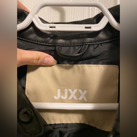 BNWT Black leather jacket - Picture 4 of 13